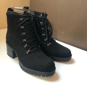 NWT Chunky Combat Boots